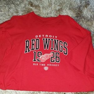 Mens - Red Wings T-Shirt - 2XL